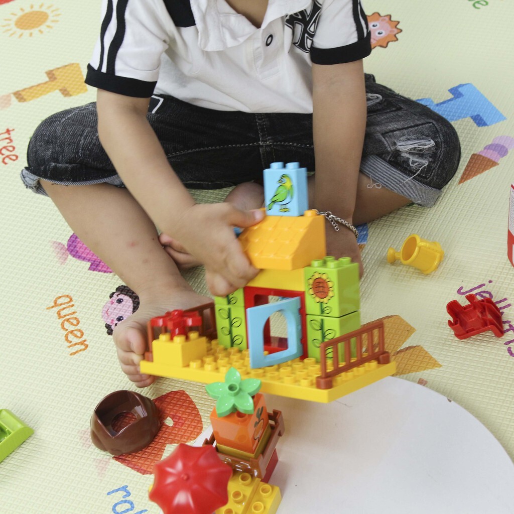 Đồ chơi xếp hình sáng tạo khu vui chơi KAVY cho bé 48 chi tiết kích thước lớn nhiều màu sắc nhựa an toàn