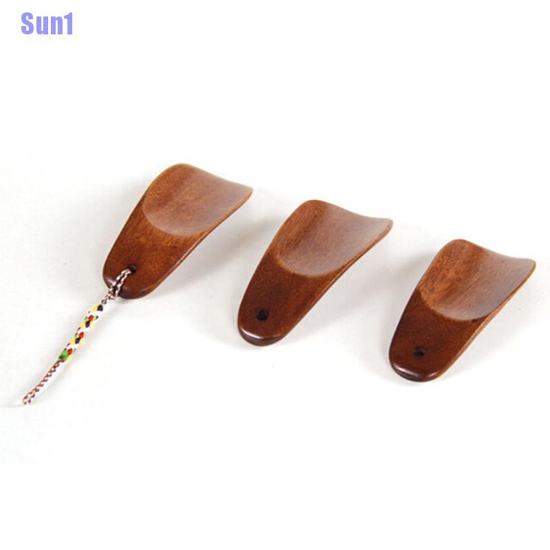 1 Dụng Cụ Xỏ Dây Giày Bằng Gỗ Dài Tiện Lợi