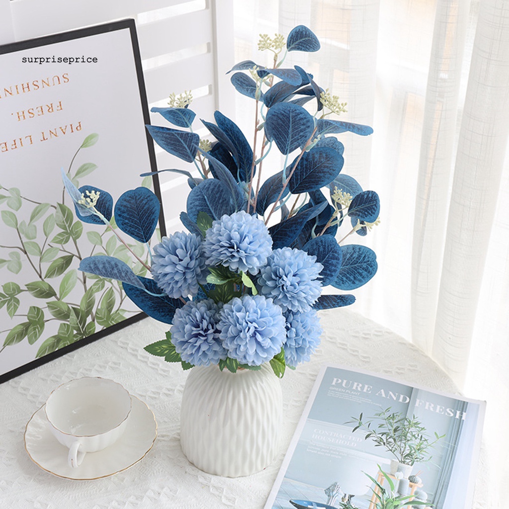 Bó hoa giả bằng lụa dùng trang trí tiệc