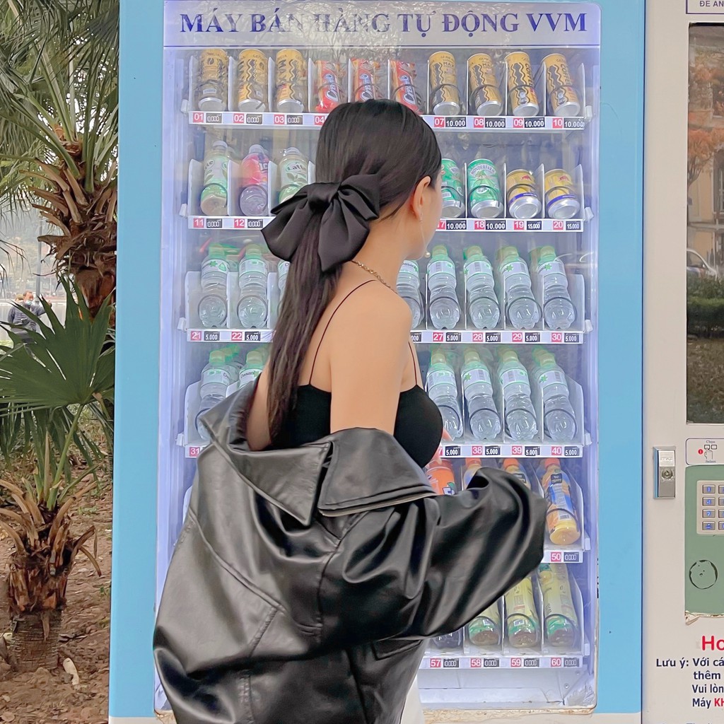 Áo hai dây cotton croptop dáng ngắn thiết kế T-Ju, màu đen, trắng, dáng ôm basic | BigBuy360 - bigbuy360.vn