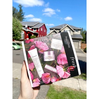 Set chăm sóc da FRESH Rose Hydration Heaven