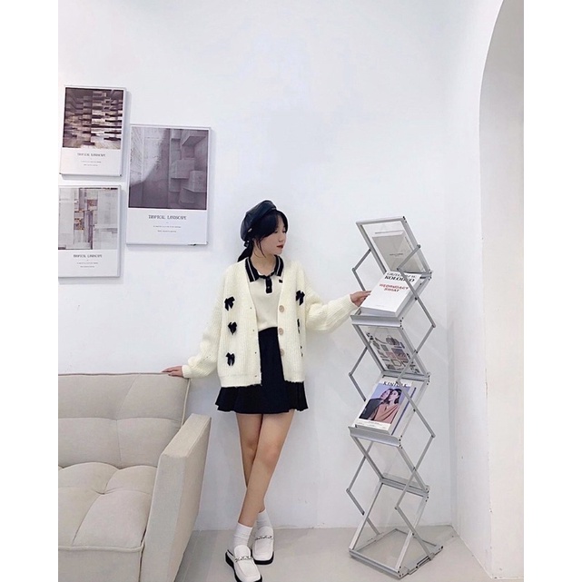 Áo Cadigan cài 3 nơ họa tiết màu đen | BigBuy360 - bigbuy360.vn