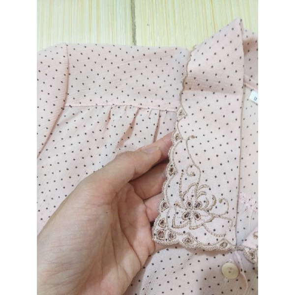 Áo sơmi chấm bi hồng size S-M thanh lý