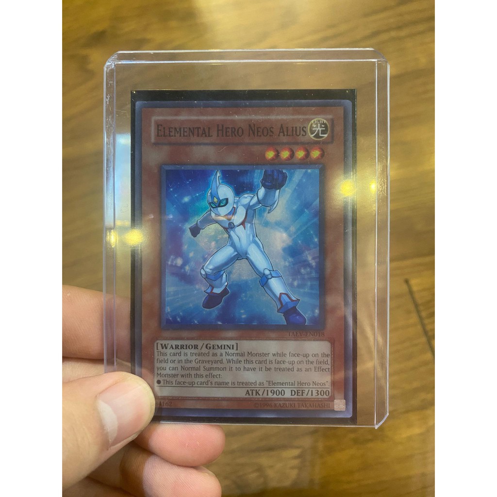 Lá bài thẻ bài Yugioh Elemental HERO Neos Alius – Super Rare - Tặng bọc bài nhựa bảo quản