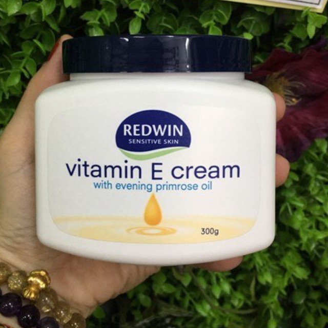 Kem Dưỡng Da Mềm Mịn REDWIN Vitamin E Cream 300gr (nội địa Úc)