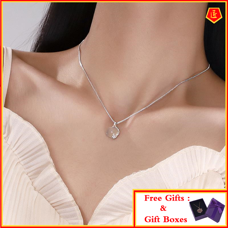 vòng cổ Mặt Ngọc Bích Trắng Xinh Xắn Cho Nữ