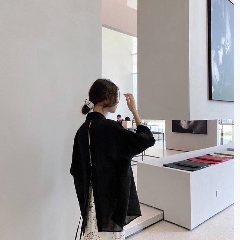 Áo sơ mi trắng oversize voan mỏng tay dài hở xẻ lưng dây cột trơn - Order taobao quảng châu