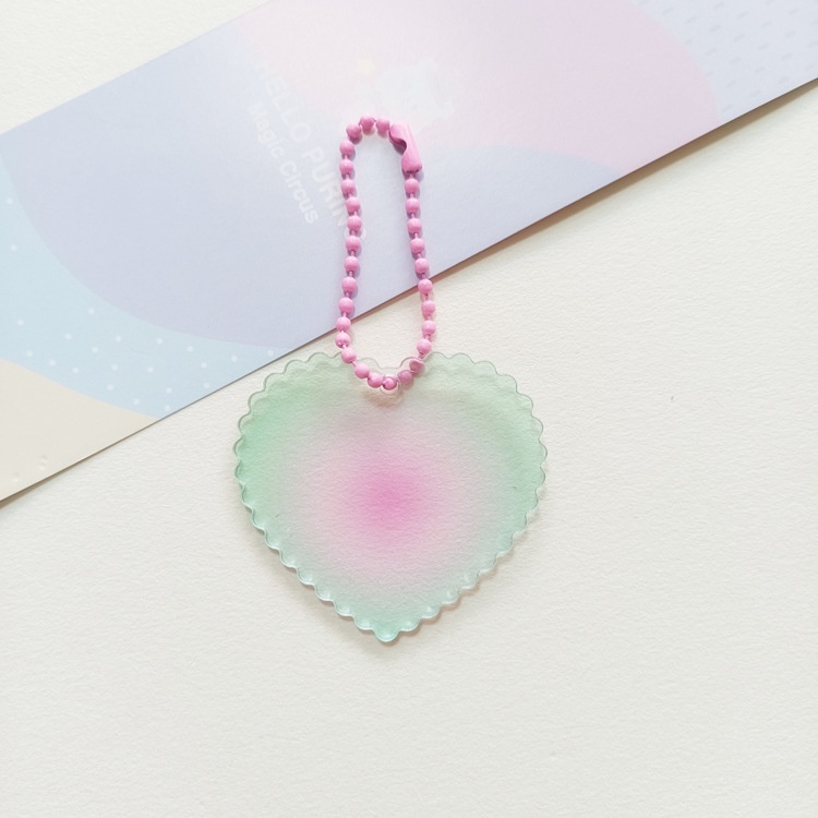 Dây chuyền acrylic cỏ bốn lá tình yêu gợn sóng