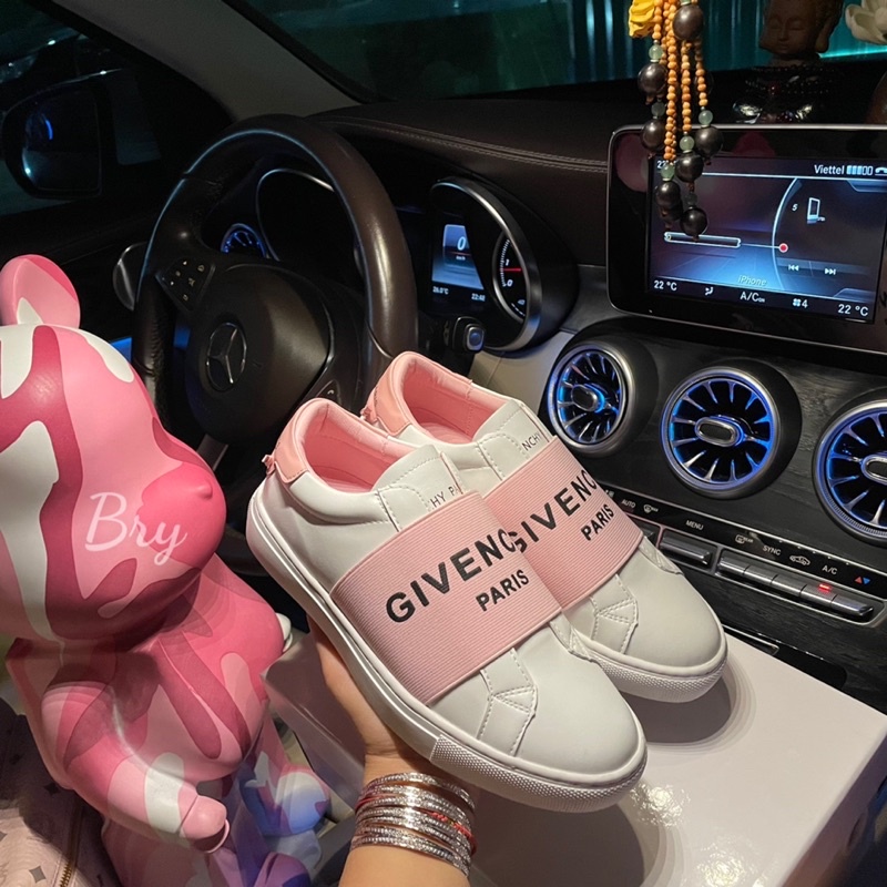 Giày givenchy hồng quai ngang super fullbox, bill, túi giấy đủ size 35-39 | BigBuy360 - bigbuy360.vn