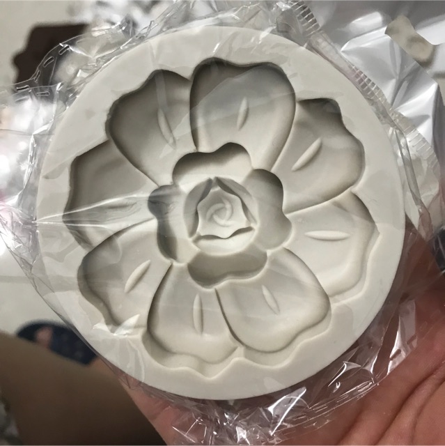Khuôn silicon hoa cúc làm rau câu nổi, trung thu hiện đại - xôi đậu ( dày dặn-sắc nét-không mùi)