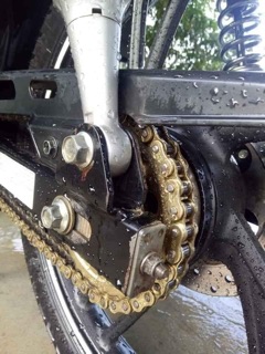 Nhông sên dĩa axelo 125 10li