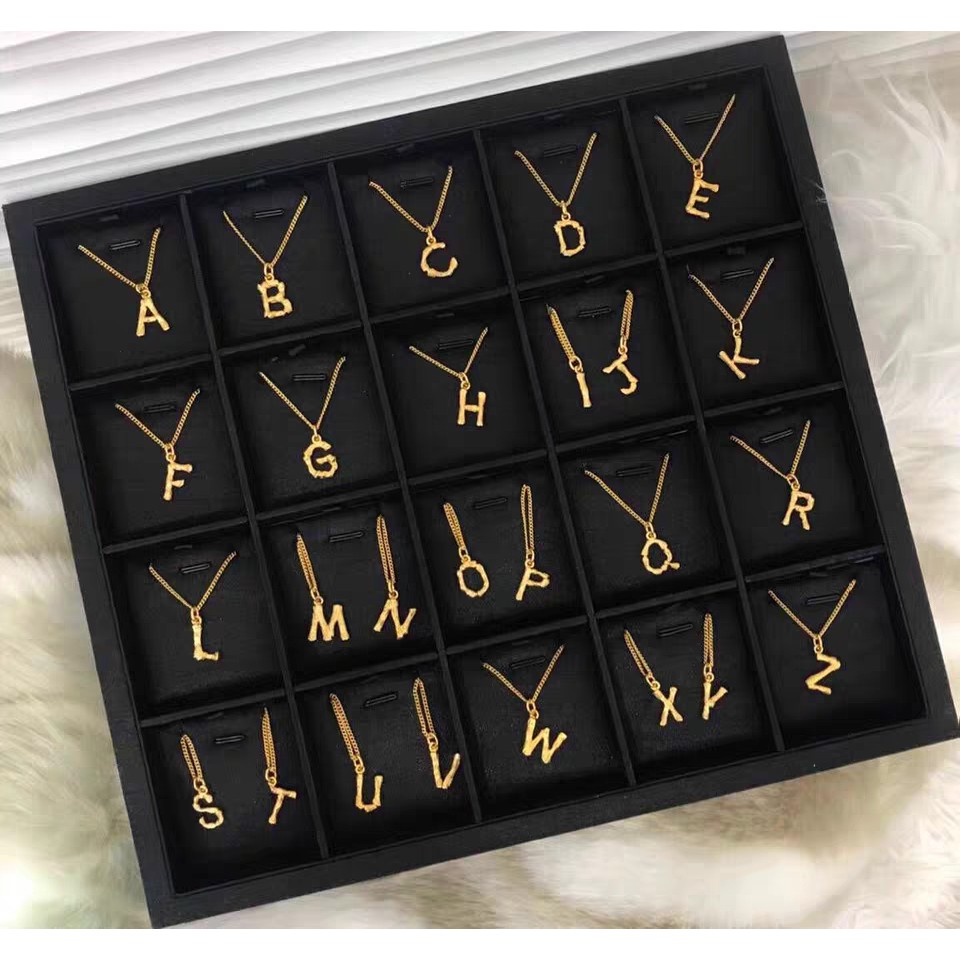 Dây Chuyền Bằng Thép Titan Không Gỉ Mạ Vàng 18K Không Phai Phong Cách Âu Mỹ Kiểu Mới 26 Chữ Cái