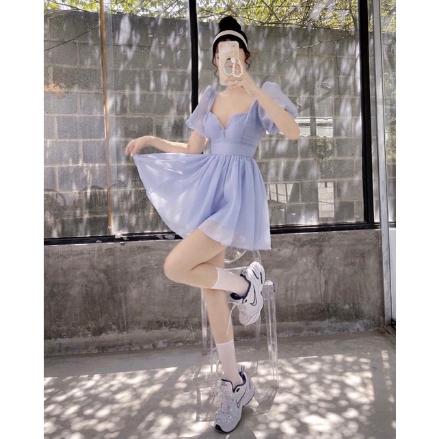 Đầm xanh xoè cúp ngực tay voan