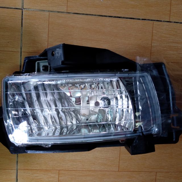 Đèn cản Toyota Innova 2009