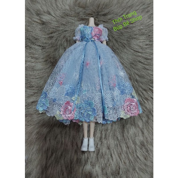Váy xinh cho búp bê shop có các size barbie,30cm,60cm .xinyi.blythe.1/8.doris...