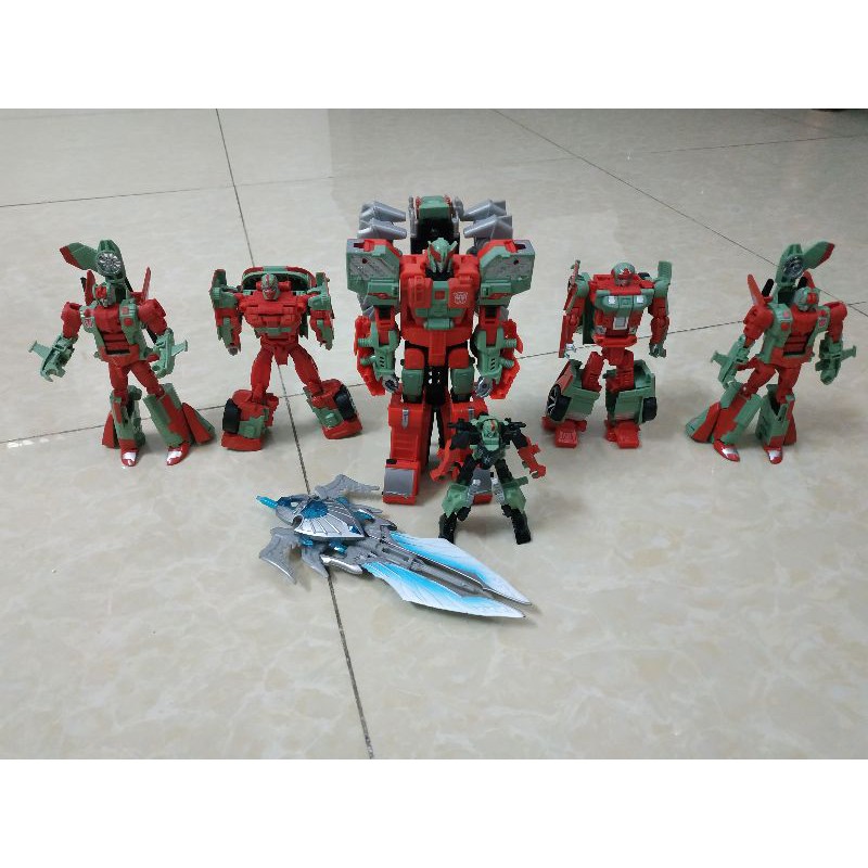 Mô hình Transformers Combiner wars Victorion