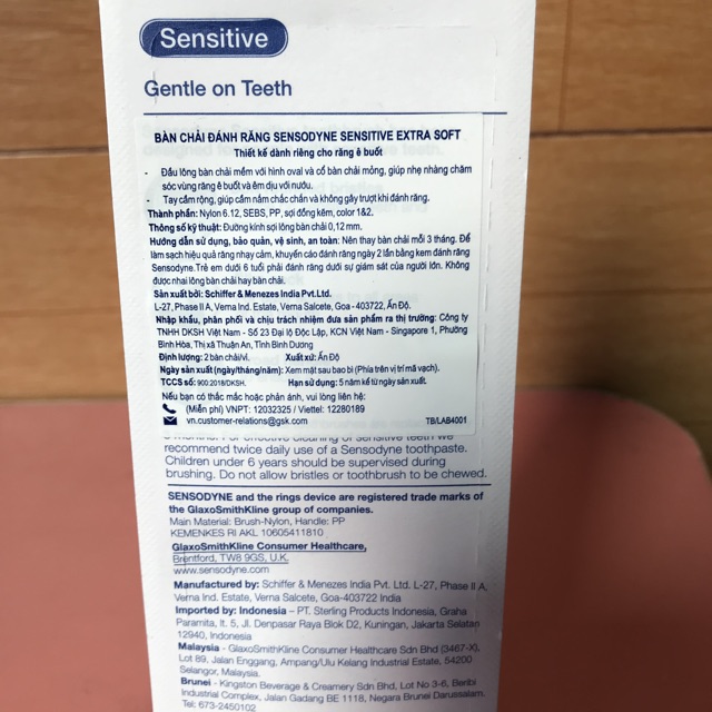 Bộ 2 bàn chải đánh răng Sensodyne Ultra Sensitive Extra Soft