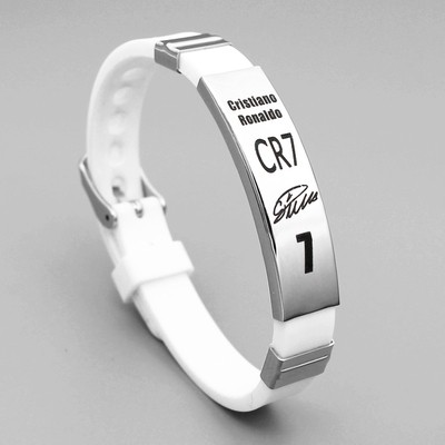 Vòng đeo tay cầu thủ Cristiano Ronaldo
