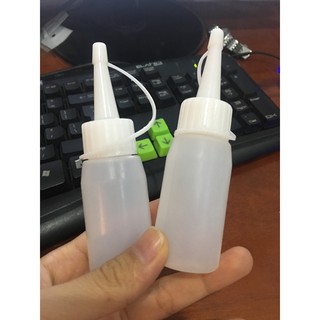 Lọ bơm keo sữa