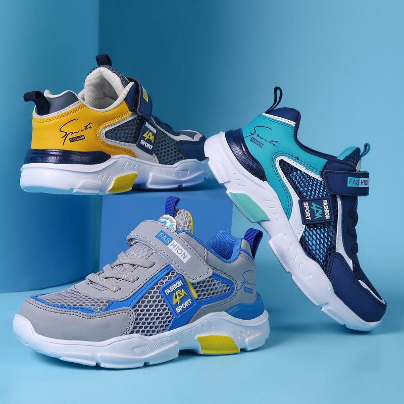 Giày thể thao cho bé trai size đại