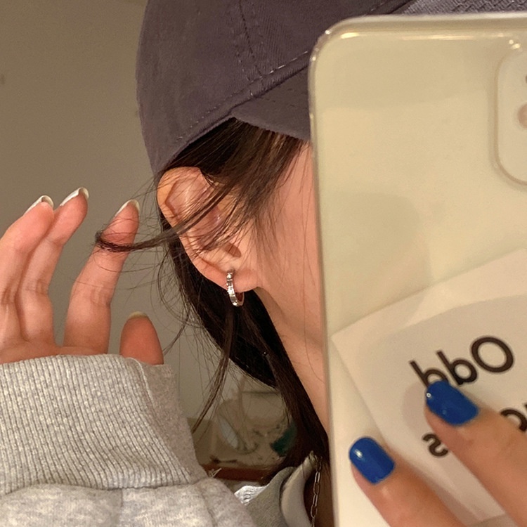 Khuyên Tai Hình Tròn Đính Đá Phong Cách Đơn Giản Thời Trang Cho Nữ