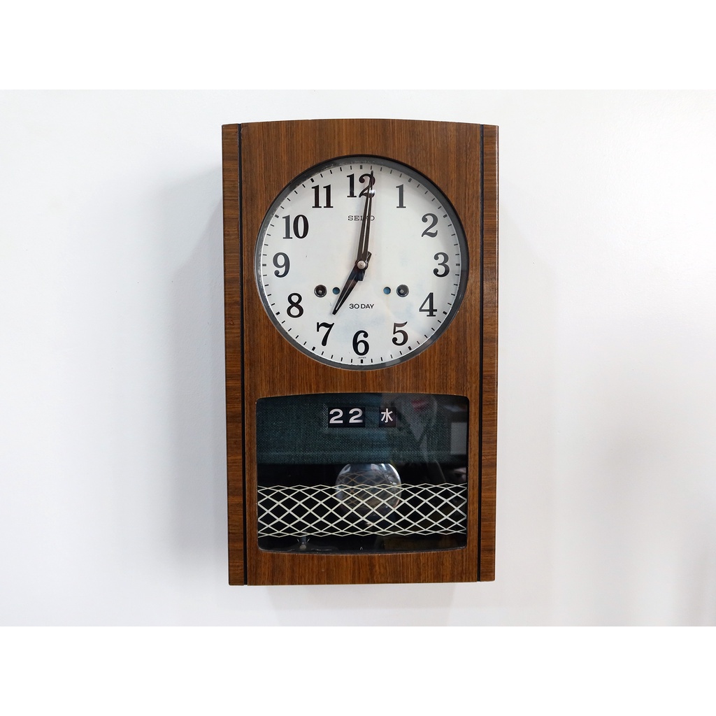 Đồng hồ treo tường quả lắc lên dây cót cổ Nhật Bản hiệu SEIKO