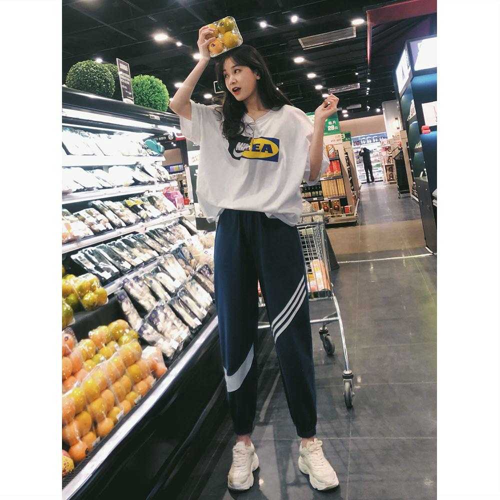 Bộ áo thun ngắn tay + quần thể thao phong cách Hàn Quốc dành cho nữ | BigBuy360 - bigbuy360.vn