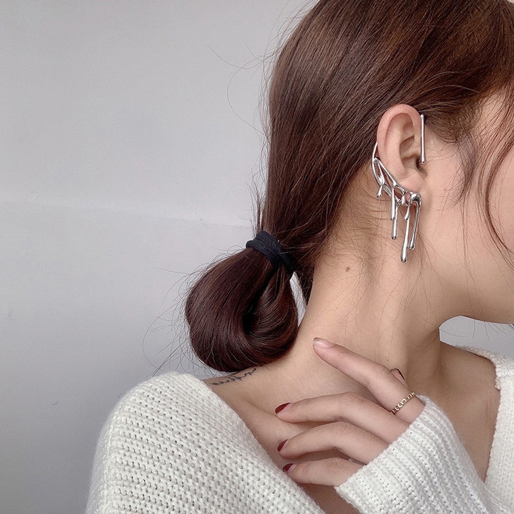 Khuyên Tai Nữ Trang Tạo Hình Độc Đáo