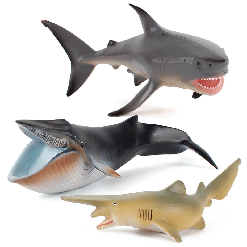 Simulation of marine underwater creature model megalodon blue whale sword-nose shark aquarium children's hand to do