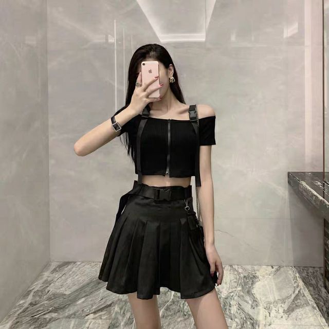 (Sẵn áo) Set đồ hè phong cách ulzzang - Áo croptop trễ vai quai cài ngắn tay - Chân váy xếp ly kèm túi + đai lưng