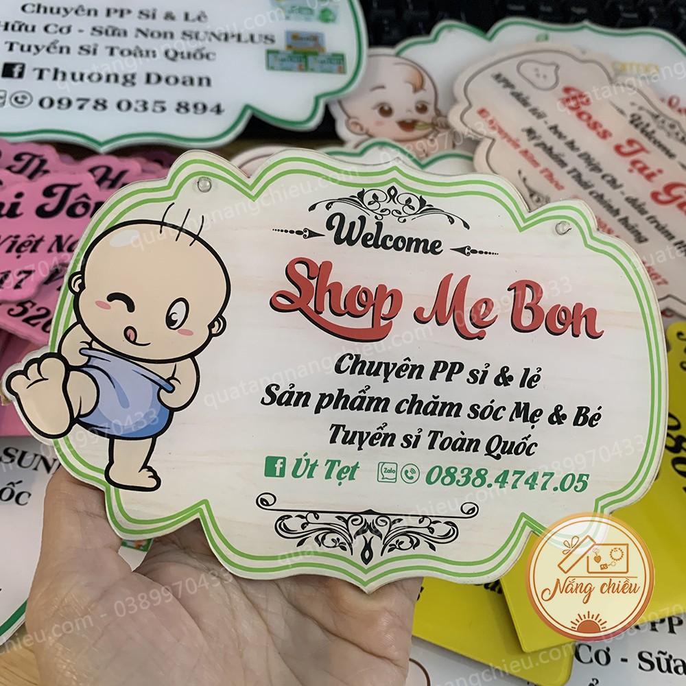 Bảng hiệu chuyên sỉ lẻ các sản phẩm cho mẹ và bé, shop đồ trẻ em, sữa trẻ em, chất liệu mica sáng bóng và an toàn