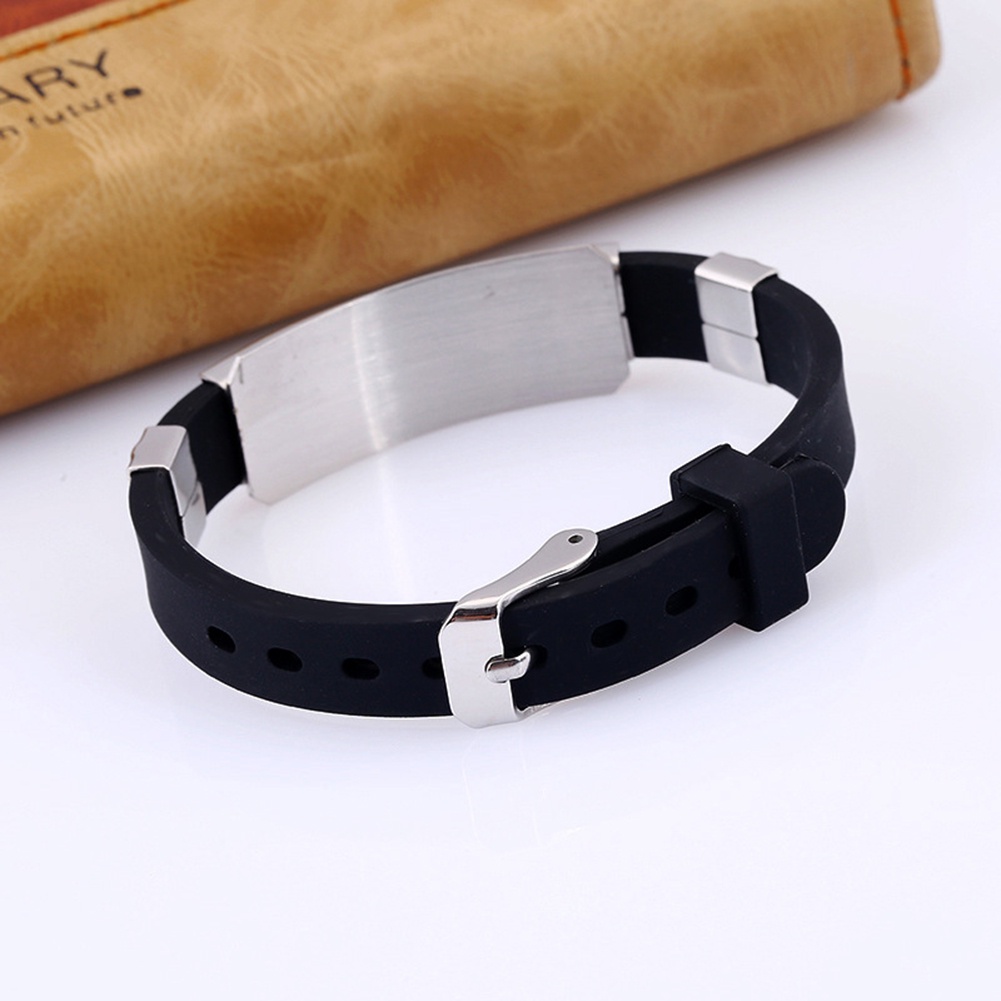 Vòng đeo tay bằng silicon và thép không gỉ dành cho nam