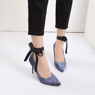 Giày Cao Gót Mũi Nhọn Buộc Dây