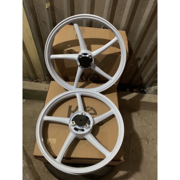 Mâm 5 cây Kingroad Raider 1.6 1.6