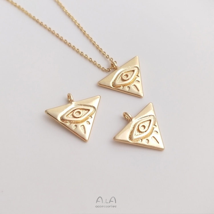 Vòng cổ Mạ Vàng 14K Mặt Hình Tam Giác Độc Đáo