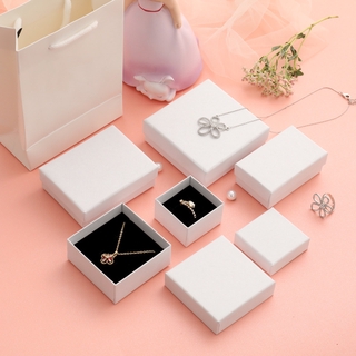 Hộp trang sức đựng bông tai/dây chuyền bằng giấy họa tiết da kèm miếng xốp màu trắng trơn thanh lịch