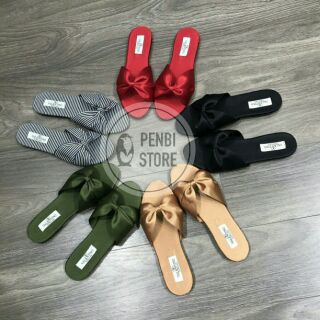 PenBi store - Dép Valentino siêu xinh. Nhiều màu chọn lựa. Màu nào cũng tươi