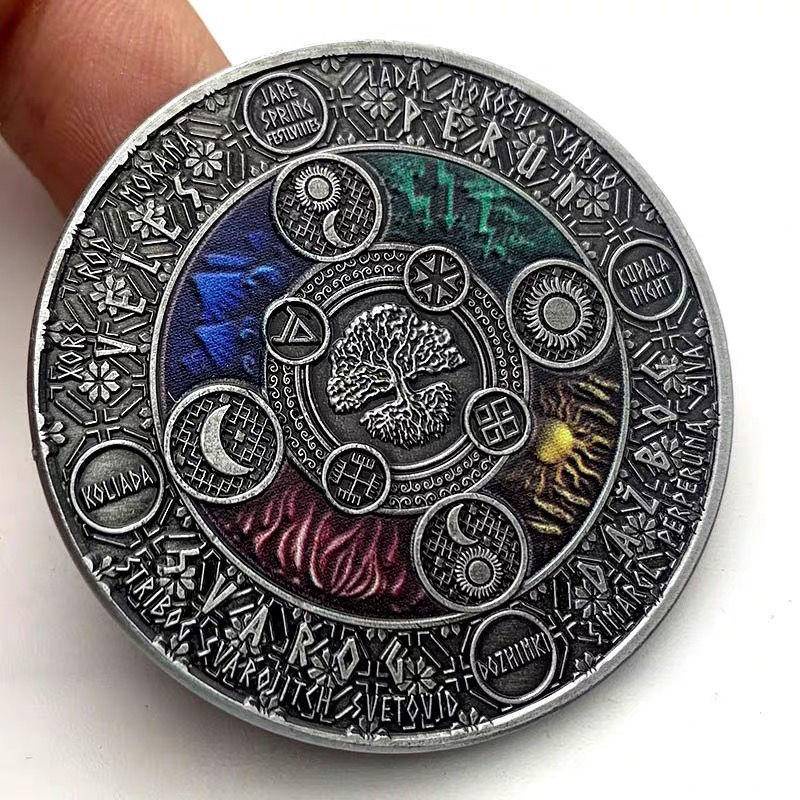 Đồng Xu Bạc Thủ Công Hình Mặt Trăng/Cây Thông Yin Yang Sun God
