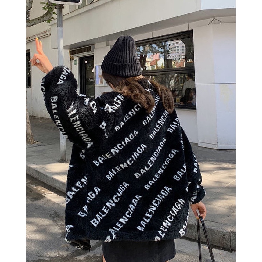 Áo khoác lông BALENCIAGA