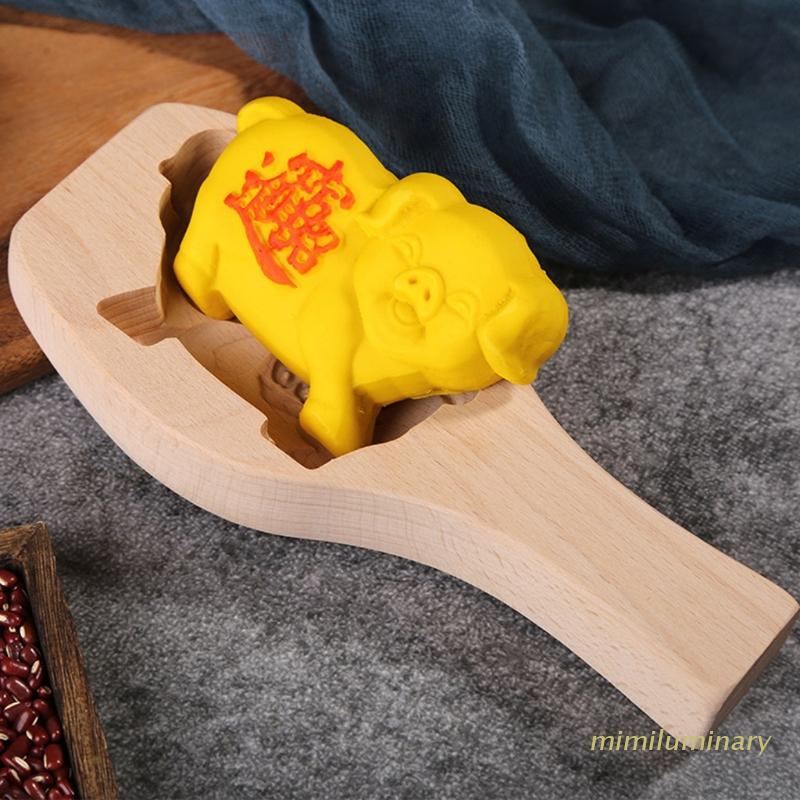 Khuôn gỗ làm bánh trung thu tạo hình chú heo phong cách truyền thống Trung Quốc