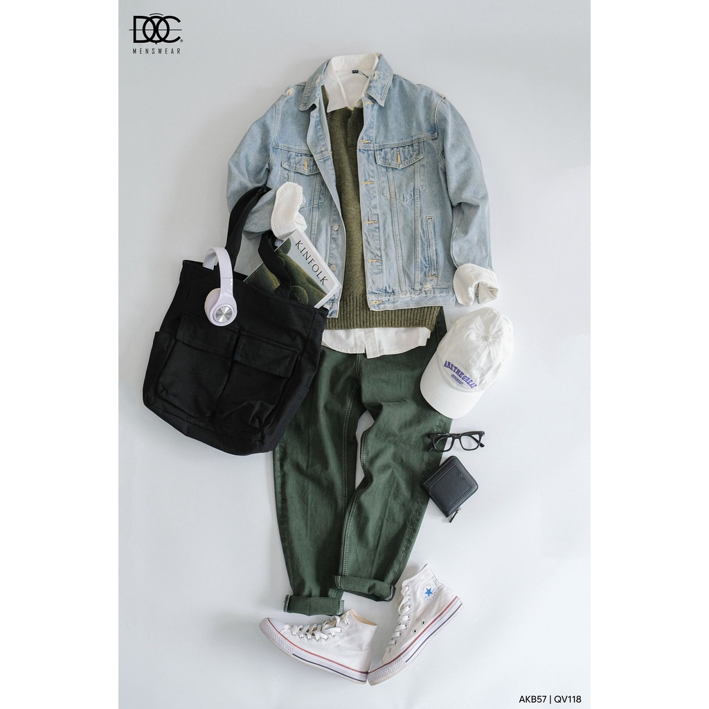 Áo khoác bò nam Độc menswear rộng màu xanh mùa đông rách, áo denim nam phong cách Hàn Quốc- akb