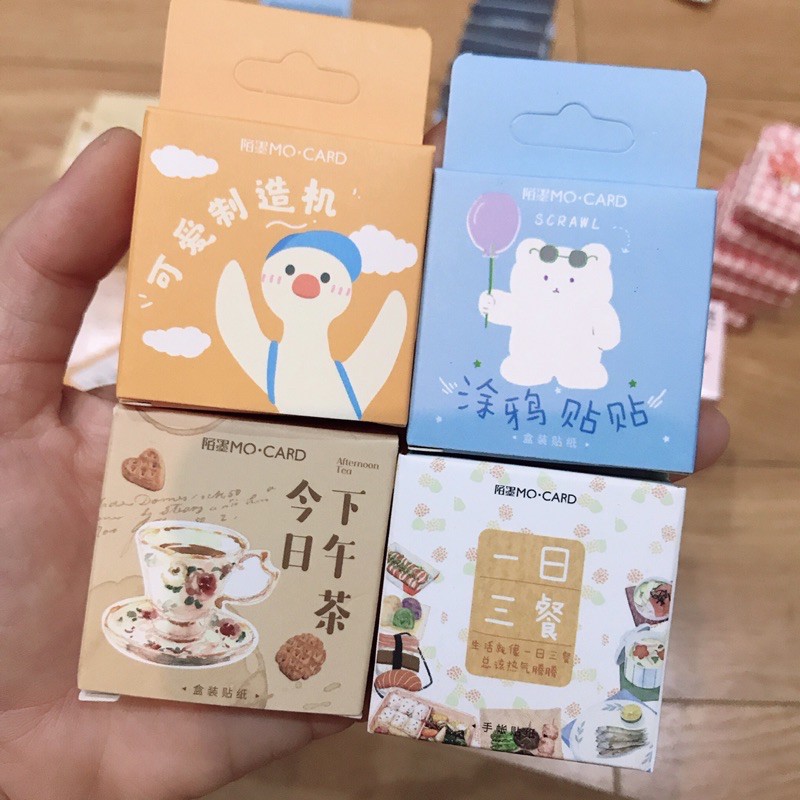 Hộp 45 pcs stickers nhiều chủ đề