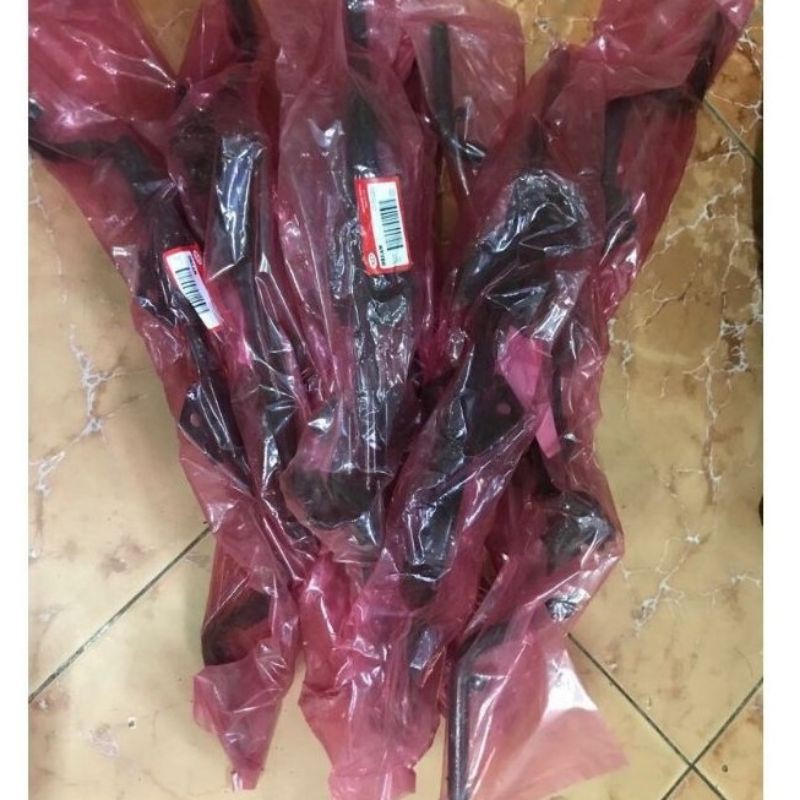 Giàn để chân chính xe DREAM WAVE