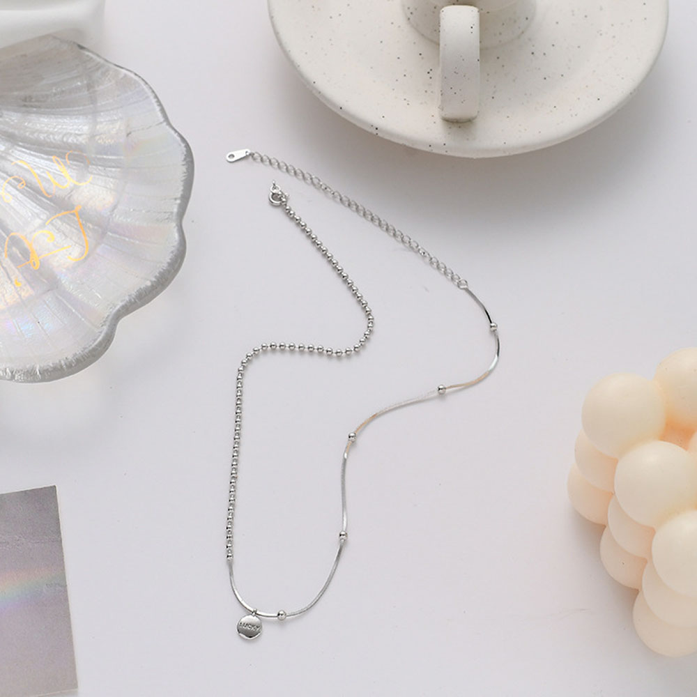 Vòng cổ mặt khắc chữ Lucky dễ thương cho nữ