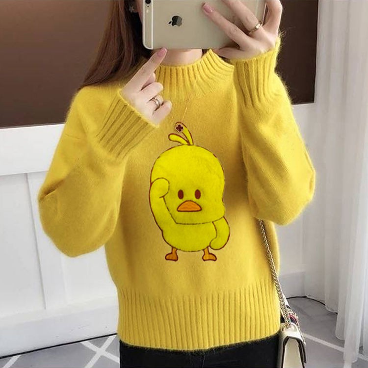 Áo Sweater Dệt Kim Cổ Cao Dáng Rộng Thêu Hình Vịt Vàng Thiết Kế Mới Thời Trang Mùa Thu Đông Cho Nữ