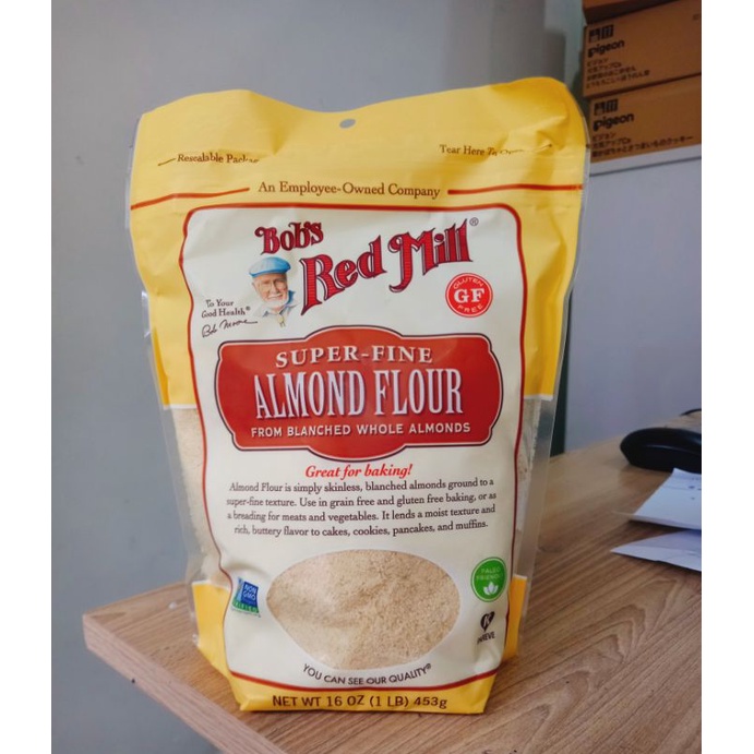 Bột Hạnh Nhân Bob's Red Mill 453g