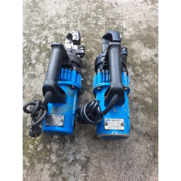 Máy chặt sắt thuỷ lực phi 25 Hàn Quốc