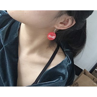 Khuyên co-ca-co-la xinh xắn