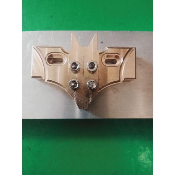 Kẹp kim hàn cell pin