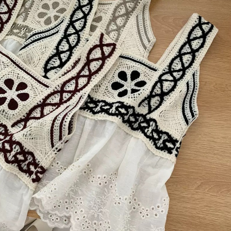 Áo Croptop Dệt Kim Phối Ren Hoa Thời Trang Cho Nữ